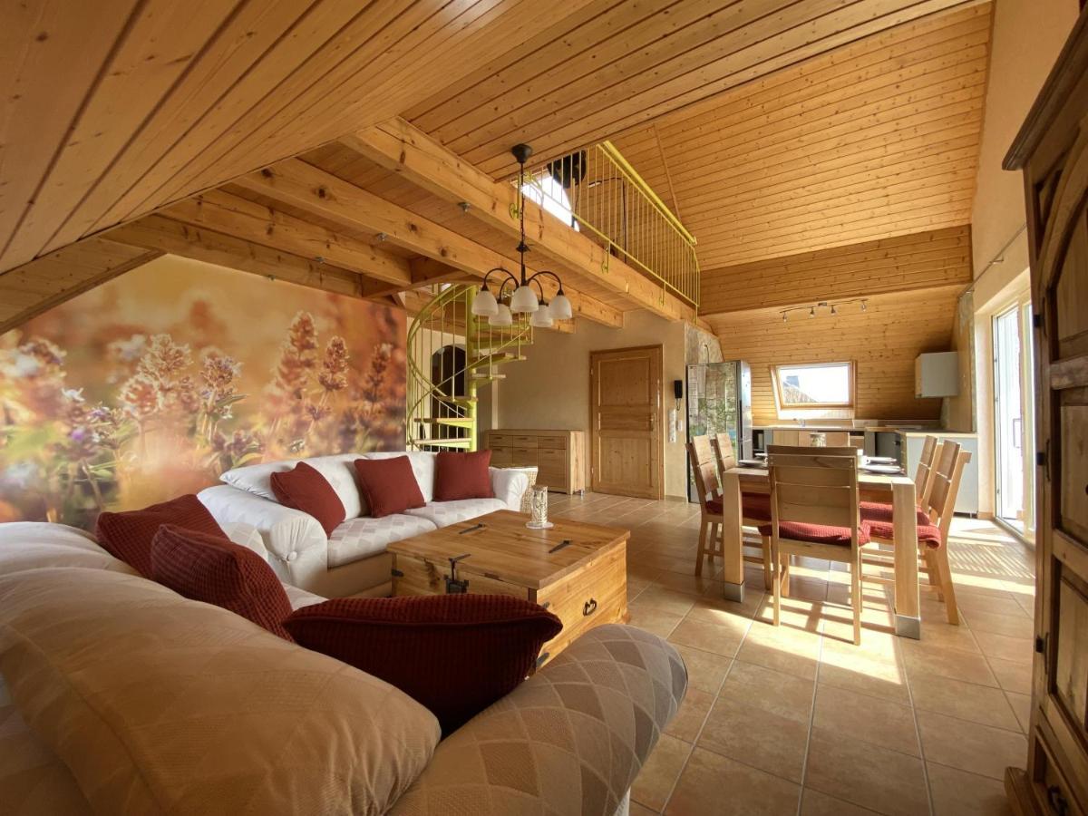 Feriendomizil Marika Apartment Kottenheim Bagian luar foto