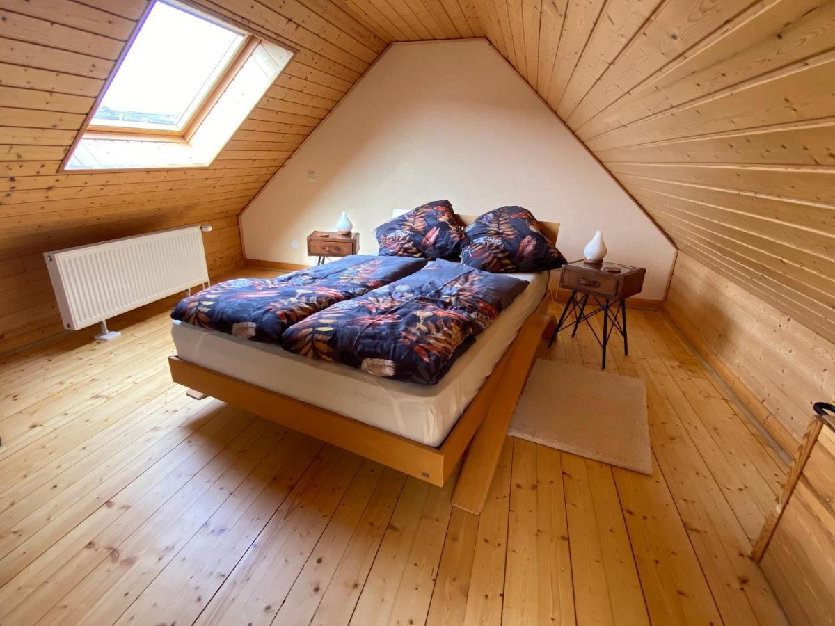 Feriendomizil Marika Apartment Kottenheim Bagian luar foto