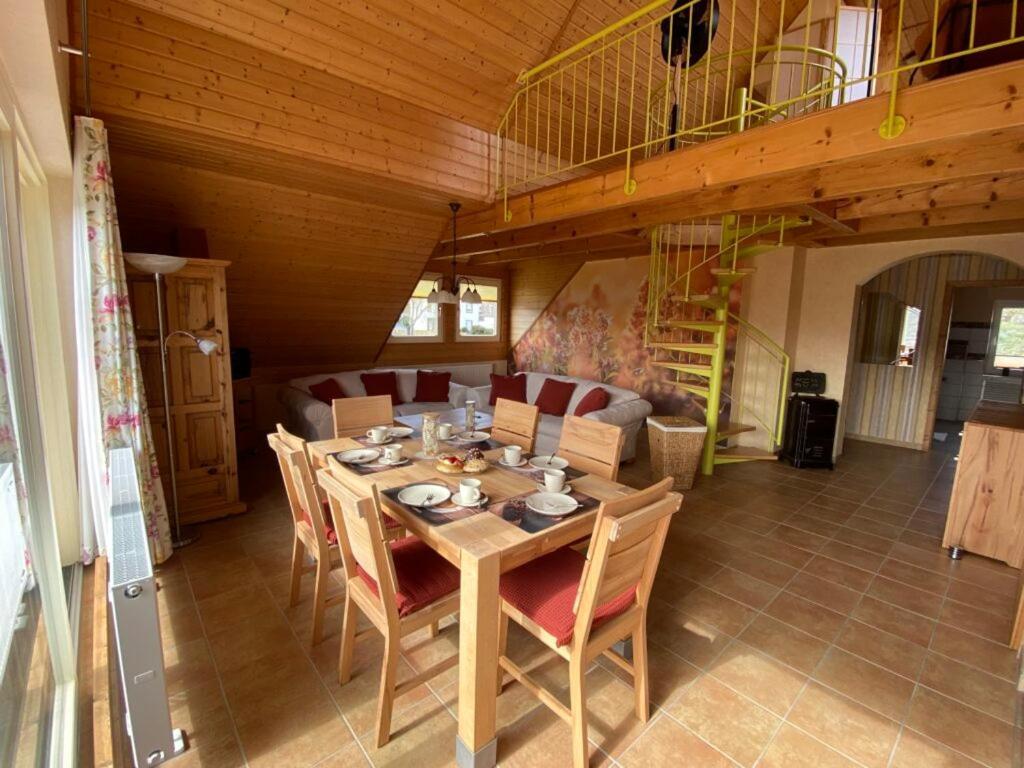 Feriendomizil Marika Apartment Kottenheim Bagian luar foto