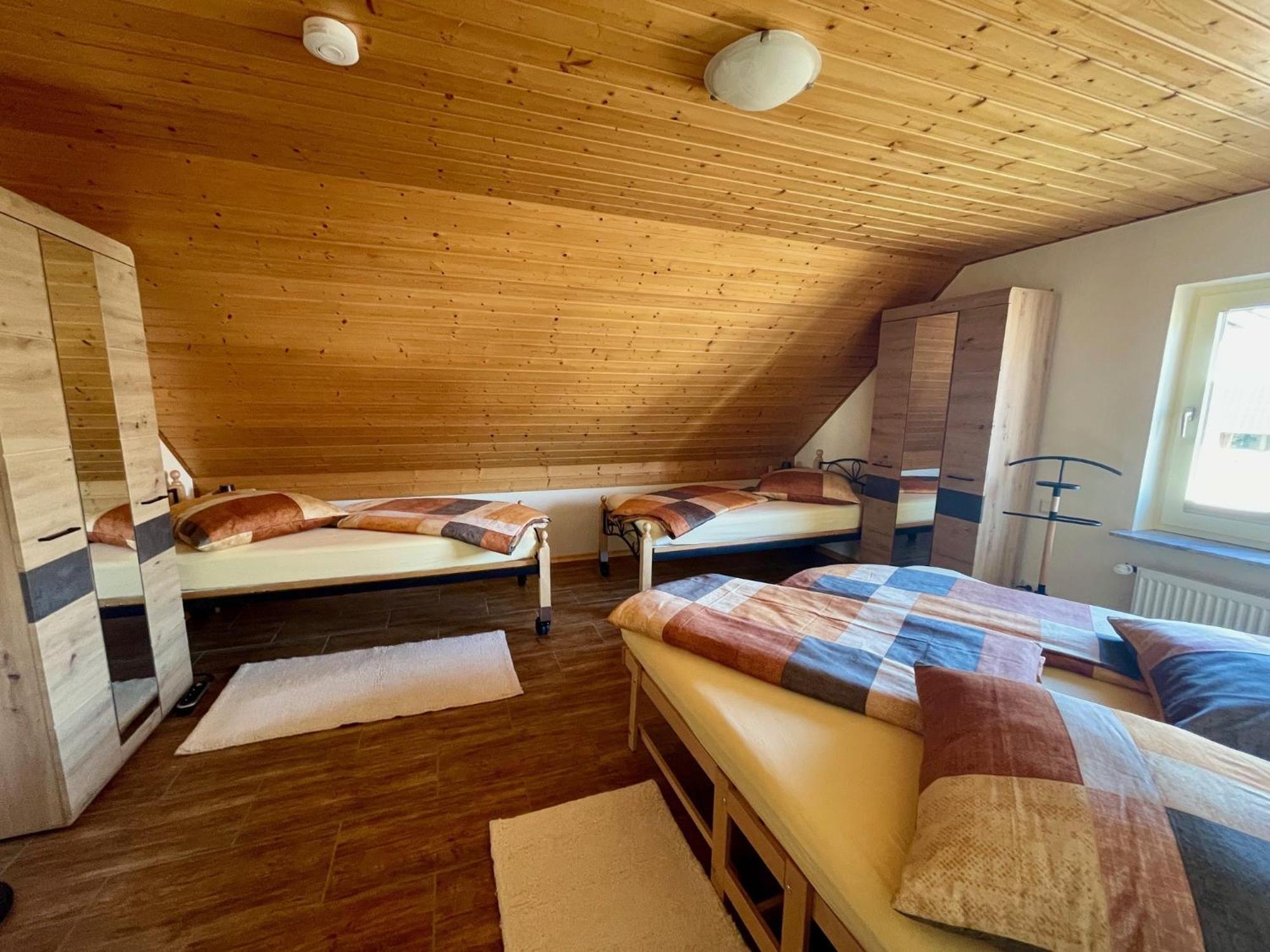 Feriendomizil Marika Apartment Kottenheim Bagian luar foto